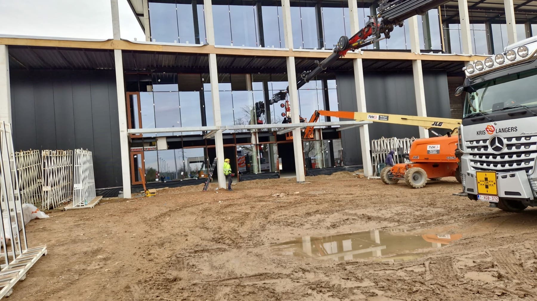 Campus logistique Halden — Enveloppe sur ossature